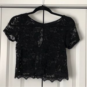 Artizia Lacy Crop Top